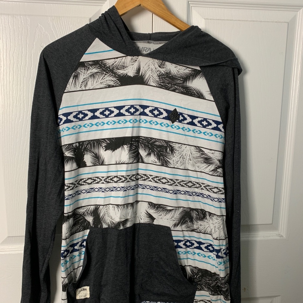Men’s lightweight jacket with hood